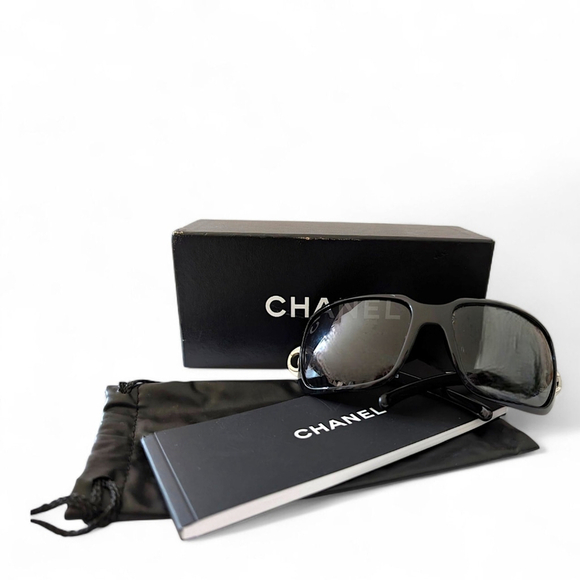 Chanel 6023 c.501/87 Shield Sunglasses – Full Set - Picture 14 of 15